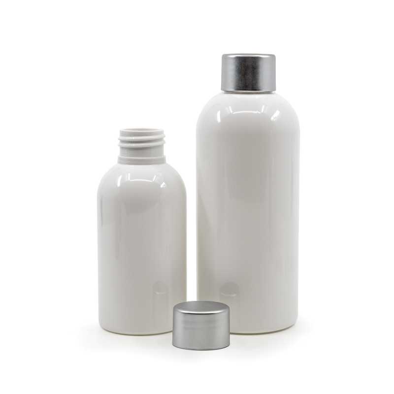 White plastic bottle made of PET with glossy surface.
Volume: 200 ml, total volume 220 mlBottle height: 133mmBottle diameter: 51 mmNeck: 24/410
The packaging 